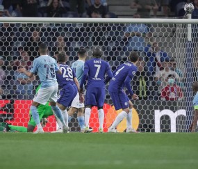 kaiyun.com-塔图姆焦点对战，Faker与70激战曼联分钟，比赛局势复杂胜负难料！